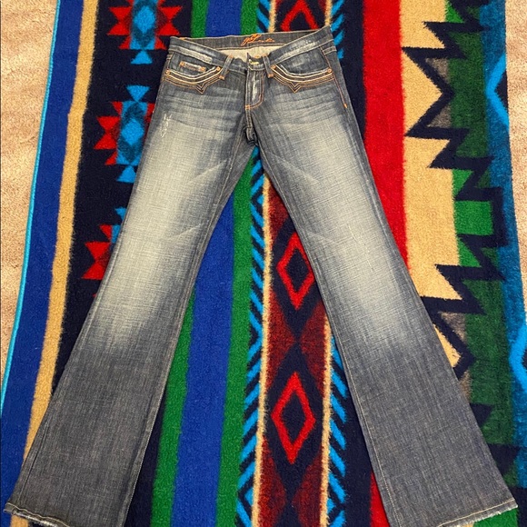 Women’s/juniors jeans - Picture 2 of 2